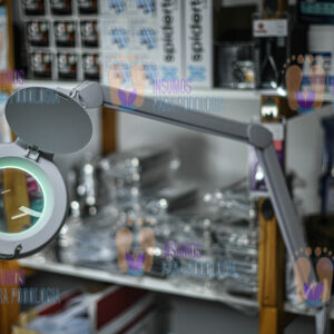 Lupa extensible con  Luz Led